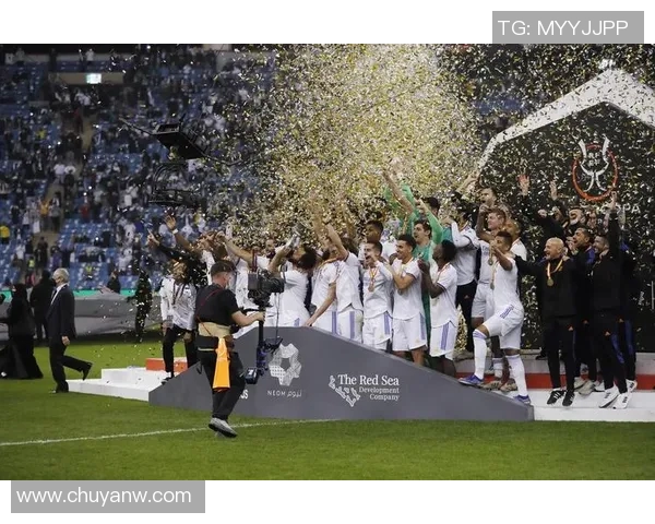 天津泰达与皇马阵容对比分析揭示两队实力差距与战术特点