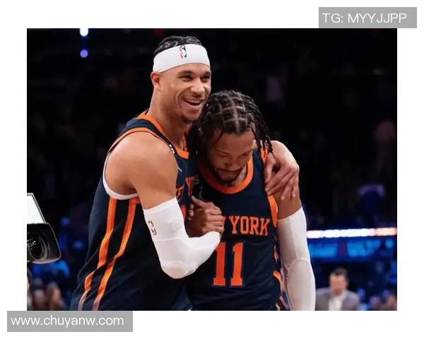 尼克斯与爵士激战正酣球迷期待精彩对决与绝妙表现