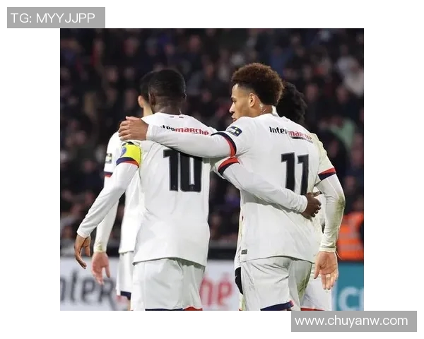 法国杯激战巴黎圣日耳曼对阵斯特拉斯堡全力争夺晋级名额