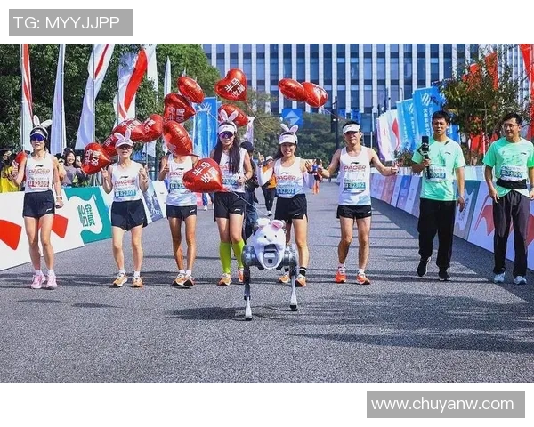 城市马拉松精彩瞬间上海街舞队展现速度与激情的完美结合